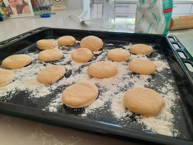 סופגניות לפני התפחה