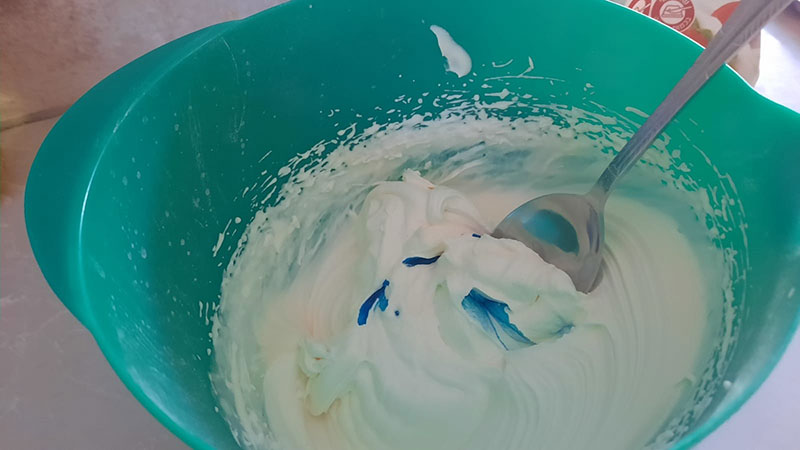 קצפת-מצחית-לעוגת-גן